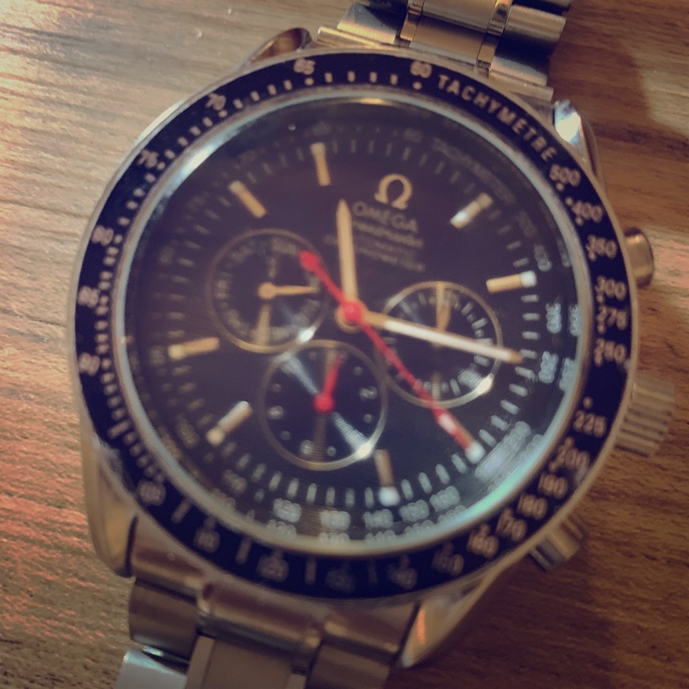 Men’s luxury watch moon type mechanical.